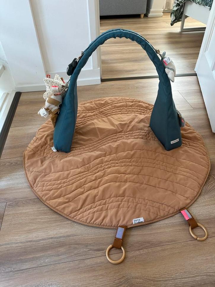 Done by Deer Babygym met Speelkleed, Kinderen en Baby's, Speelgoed | Babyspeelgoed, Zo goed als nieuw, Babygym, Ophalen
