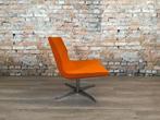 Design Fauteuil oranje bij TheReSales, Huis en Inrichting, Minder dan 75 cm, Ophalen of Verzenden, Zo goed als nieuw, Metaal