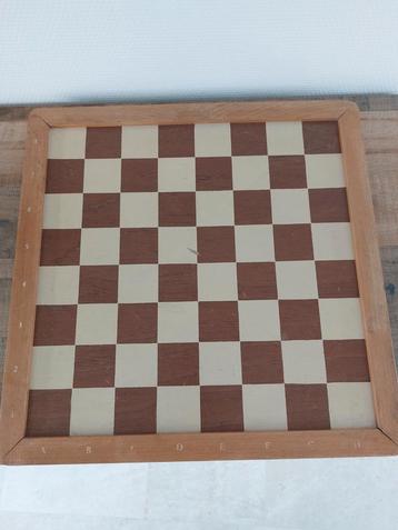 Vintage Schaakspel beschikbaar voor biedingen