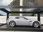 1:18 Aston Martin V8 Vantage Titanium Silver Autoart 70201, Hobby en Vrije tijd, Ophalen of Verzenden, Zo goed als nieuw, Auto