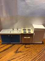 Oude lundby keukenonderdelen poppenhuis, Verzamelen, Poppenhuizen en Toebehoren, Ophalen of Verzenden, Zo goed als nieuw, Poppenhuis