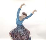 Lladro, The spirit of dance (blauw) #8610, Antiek en Kunst, Antiek | Porselein, Ophalen of Verzenden