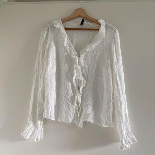 Witte blouse met rushes, H&M Divided, maat 44, Kleding | Dames, Blouses en Tunieken, Nieuw, Maat 42/44 (L), Wit, Ophalen of Verzenden