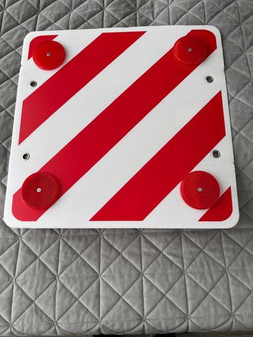 Veiligheids bord beschikbaar voor biedingen