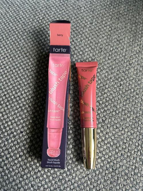Tarte Blush Tape Liquid Blush in Berry-Nieuw! Origineel!, Sieraden, Tassen en Uiterlijk, Uiterlijk | Cosmetica en Make-up, Nieuw