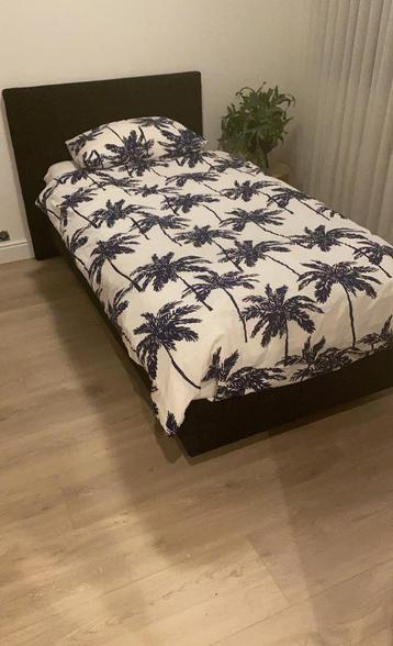 1 persoons zwart bed 90x180