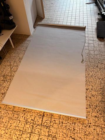5 Rolgordijnen 118x210cm beschikbaar voor biedingen