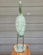 Antiek brons beeld van een Kraanvogel tuinbeeld kunst, Tuin en Terras, Tuinbeelden, Metaal, Zo goed als nieuw, Ophalen, Dierenbeeld