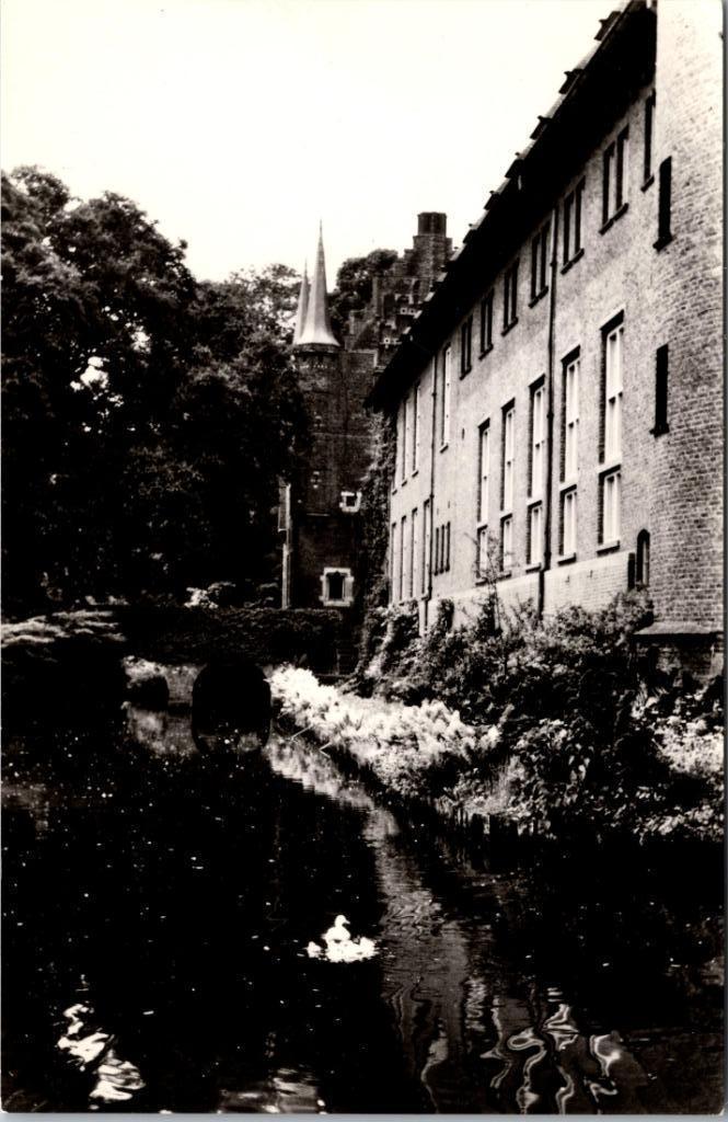 Gemert - 2 ansichtkaarten, Verzamelen, Ansichtkaarten | Nederland, Ongelopen, Noord-Brabant, 1960 tot 1980, Verzenden