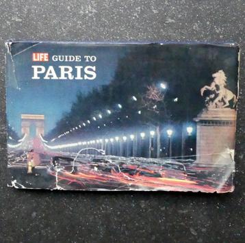 LIFE Guide to Paris vintage reisgids Parijs gids 1962 beschikbaar voor biedingen