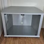 mooie lichtgrijze tv/ stereo hoekkast op wieltjes, Huis en Inrichting, Kasten | Televisiemeubels, Ophalen, Gebruikt, Glas, 50 tot 100 cm