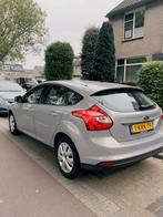 Ford Focus 1.0 Ecoboost 74KW 5-D 2013 Grijs, Auto's, 635 kg, 100 pk, Handgeschakeld, Particulier