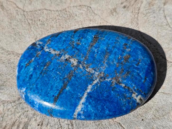 Mooie lapis lazuli handsteen, Sieraden, Tassen en Uiterlijk, Edelstenen, Ophalen of Verzenden