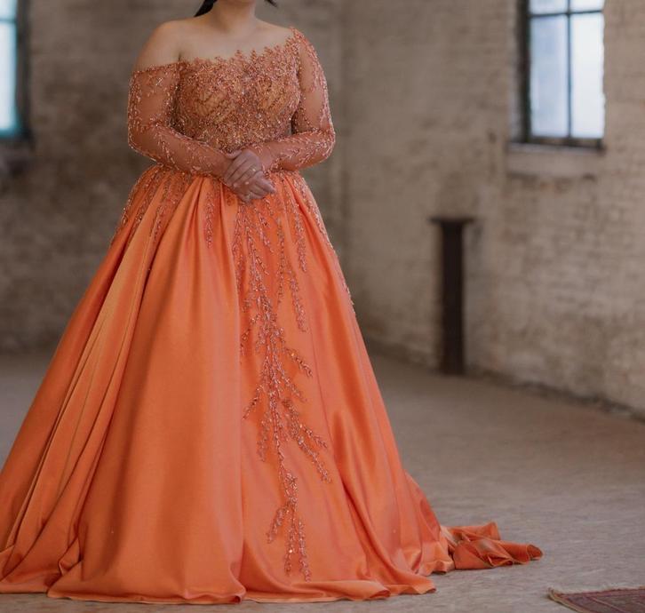 Hennajurk, Kleding | Dames, Jurken, Zo goed als nieuw, Maat 46/48 (XL) of groter, Oranje, Onder de knie, Ophalen