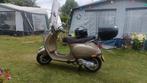 Vespa 2012 bj, Fietsen en Brommers, Ophalen, Zo goed als nieuw