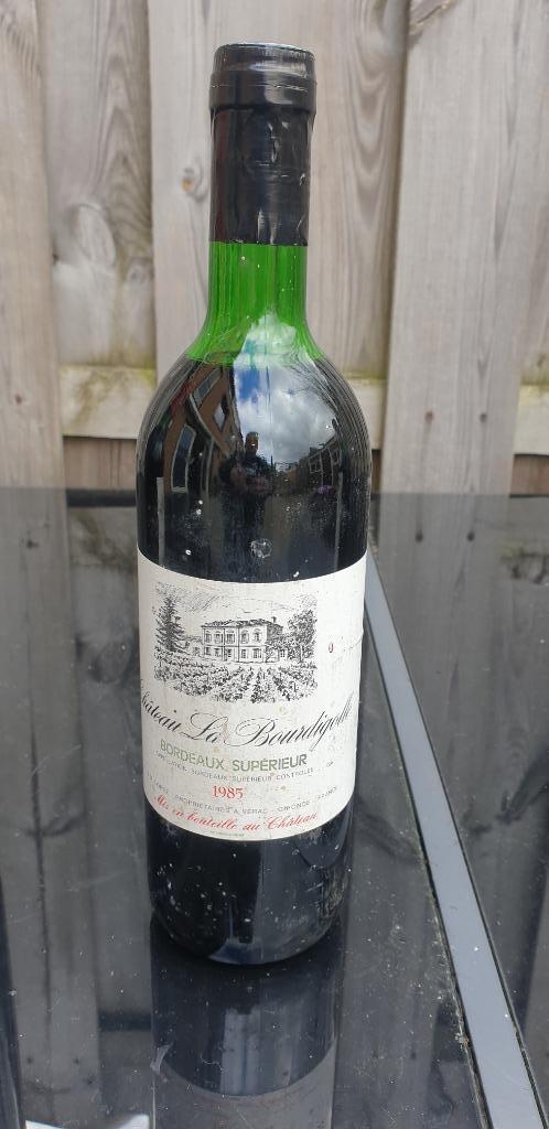 Chateau La Bourdigolle Bordeaux superieur 1985, Verzamelen, Wijnen, Nieuw, Rode wijn, Frankrijk, Vol, Ophalen of Verzenden
