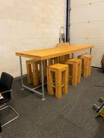 Hoge houten tafel inclusief 6 krukken, 300 x 100 cm., Huis en Inrichting, Tafels | Statafels, Gebruikt, Ophalen of Verzenden