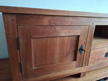teakhouten lage kasten  beschikbaar voor biedingen
