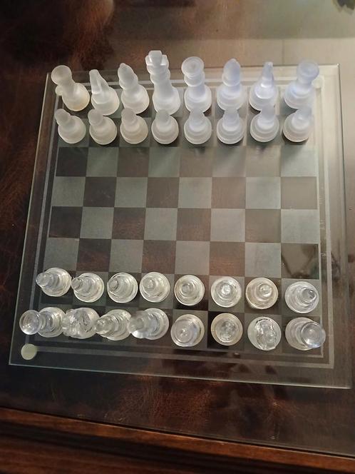 Glazen schaakspel mat en helder glas, Hobby en Vrije tijd, Gezelschapsspellen | Bordspellen, Ophalen of Verzenden