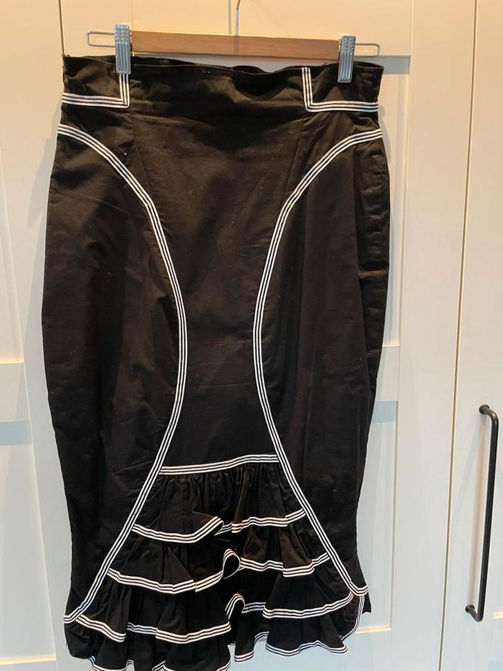 Miss Candyfloss Rockabilly pencilRok - Maat L, Kleding | Dames, Rokken, Zo goed als nieuw, Maat 42/44 (L), Zwart, Knielengte, Ophalen of Verzenden