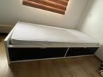 Ikea een persoonbed inclusief 2 lades, Huis en Inrichting, Ophalen, Eenpersoons, Wit, Zo goed als nieuw