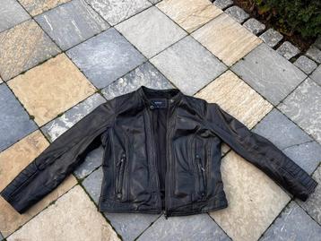 zwart leren jasje, maat D40 Manguun beschikbaar voor biedingen