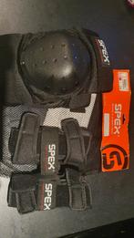 Knie- en polsbeschermers maat L - Zo goed als nieuw, Sport en Fitness, Ophalen