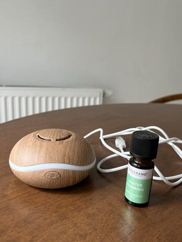 Diffuser met Essentiële Olie beschikbaar voor biedingen