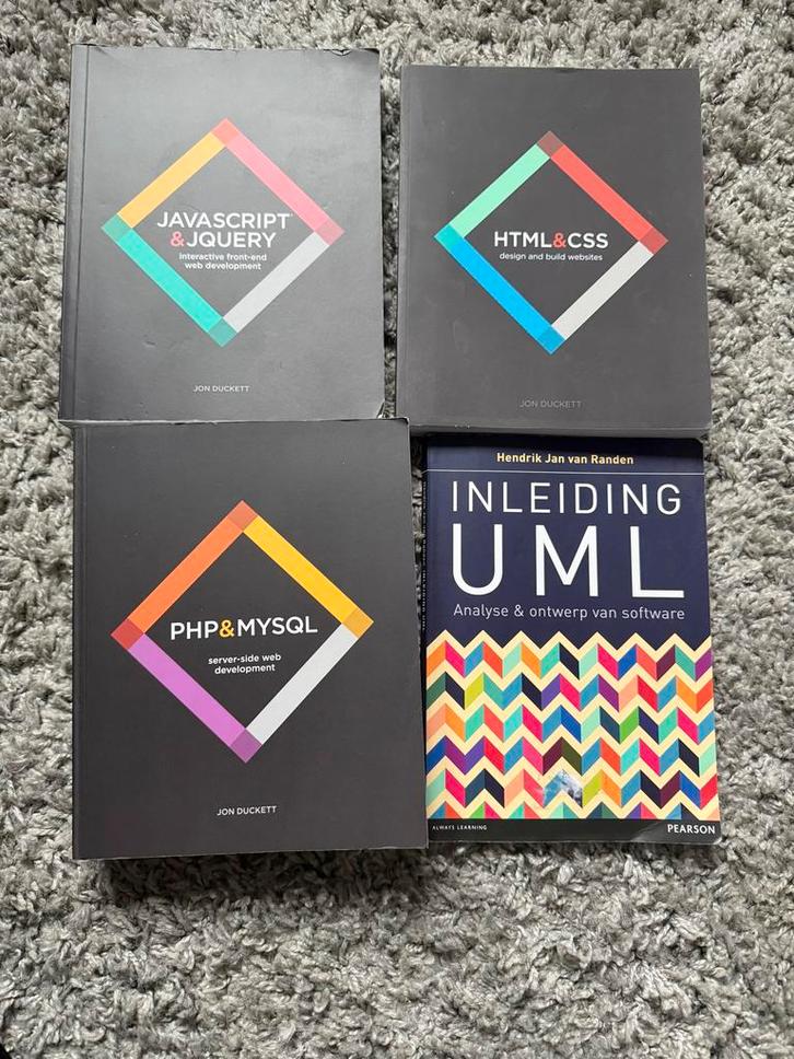 Programmeerboeken: JavaScript, HTML, PHP, UML, Boeken, Informatica en Computer, Zo goed als nieuw, Programmeertaal of Theorie