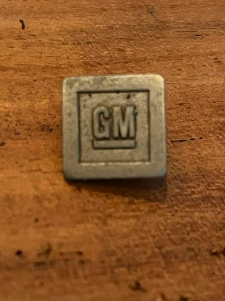 Diverse opel pins en buttons €25, Verzamelen, Speldjes, Pins en Buttons, Gebruikt, Transport, Ophalen