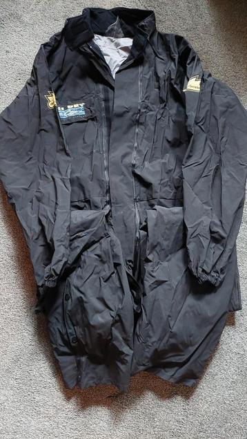 Regenoverall, maat S beschikbaar voor biedingen