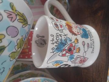 Blond servies  beschikbaar voor biedingen