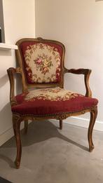 Prachtige Louis XV fauteuil , Gobelin, stevig frame, Antiek en Kunst, Antiek | Meubels | Stoelen en Banken, Ophalen of Verzenden