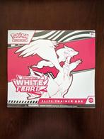 Pokémon White Flare Elite Trainer Box, Hobby en Vrije tijd, Verzamelkaartspellen | Pokémon, Ophalen of Verzenden, Nieuw, Boosterbox