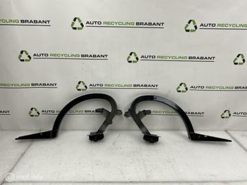 Achterklepscharnier Audi A4 B9 8W Limo 8W5827306 8W5827305 beschikbaar voor biedingen