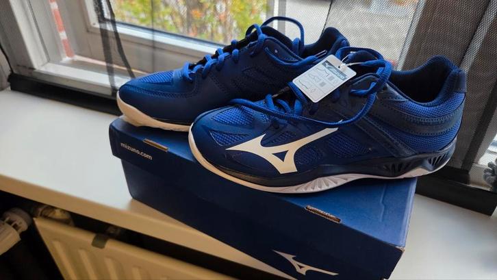 Mizuno Thunder Blade 2 Blauw - Maat 36.5 - Nieuwstaat!, Kleding | Dames, Schoenen, Nieuw, Sportschoenen, Blauw, Ophalen of Verzenden