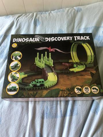 Dinosour discovery track beschikbaar voor biedingen