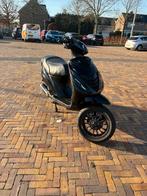 Zip 80cc 2018 met begrenzer, Maximaal 45 km/u, Zip, Ophalen of Verzenden, Zo goed als nieuw