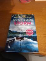 Boek De Zeven Zussen - Storm (Lucinda Riley), Ophalen of Verzenden, Zo goed als nieuw, Lucinda Riley, Nederland