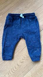 Zara Baby donkerblauw broekje maat 68, Kinderen en Baby's, Babykleding | Maat 68, Ophalen of Verzenden, Zo goed als nieuw, Broekje