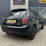 Mini Mini 1.5 Cooper Pepper Serious Business 2017, Auto's, Mini, 136 pk, Euro 6, Zwart, Bedrijf