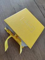 Free/gratis L'Occitaine gift box, Doe-het-zelf en Verbouw, Kratten en Dozen, Ophalen, Zo goed als nieuw, Doos, Minder dan 35 cm