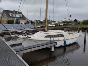 Beneteau Baroudeur uit 1980, helemaal compleet!! 