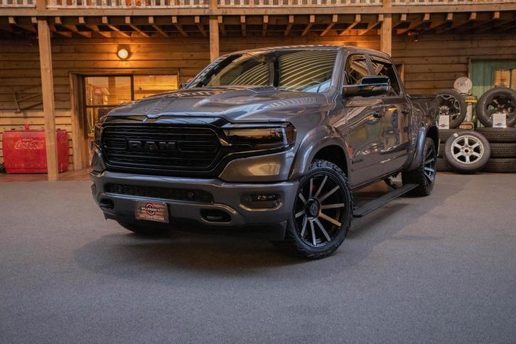 Dodge Ram 1500 5.7 V8 Limited Widebody Dealer onderhouden, L, Auto's, Dodge, Bedrijf, Te koop, RAM 1500, 360° camera, 4x4, ABS