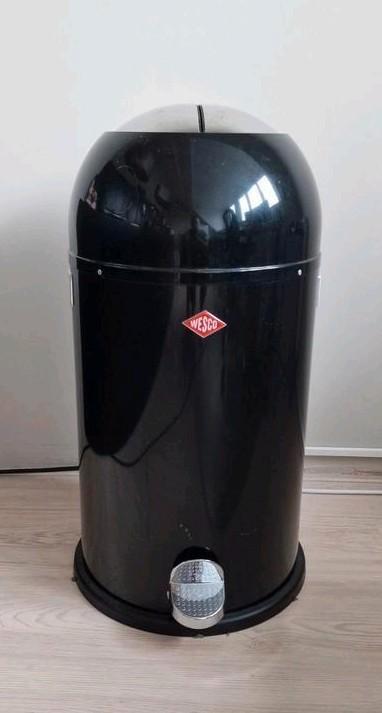 Wesco Kickmaster Pedaalemmer Zwart 33L - Goede Staat, Huis en Inrichting, Woonaccessoires | Prullenbakken, Gebruikt, Metaal, 50 tot 75 cm