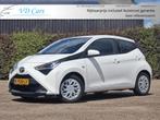 Toyota Aygo 1.0 VVT-i x-play Carplay*Camera*Airco, Voorwielaandrijving, Gebruikt, Euro 6, 4 stoelen