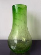 Prachtige groene Murano vaas met luchtbellen, Ophalen of Verzenden, Minder dan 50 cm, Groen, Glas