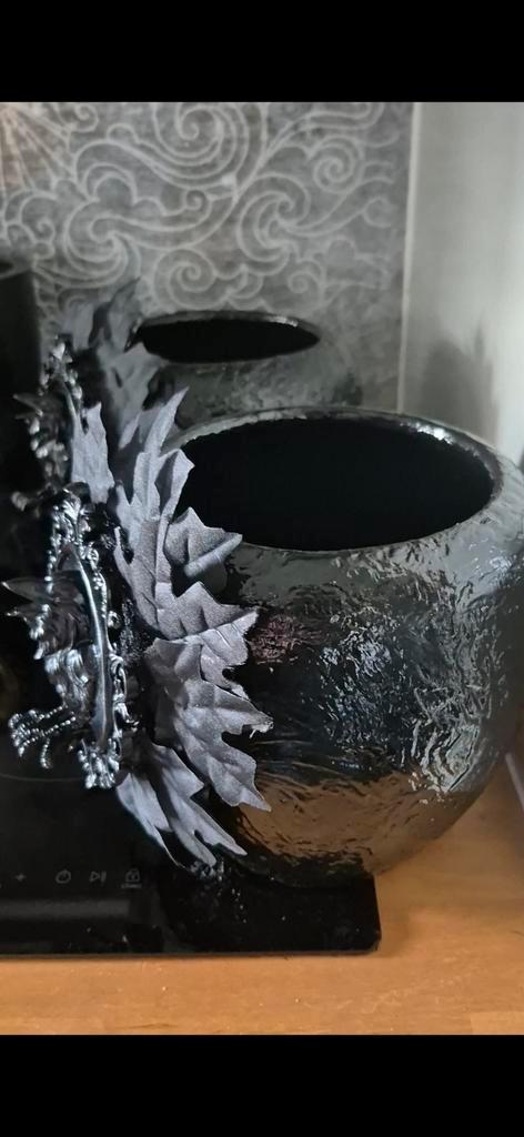 Unieke set zwarte gothic bloempotten met 3D kraai, Huis en Inrichting, Woonaccessoires | Overige, Nieuw, Ophalen of Verzenden