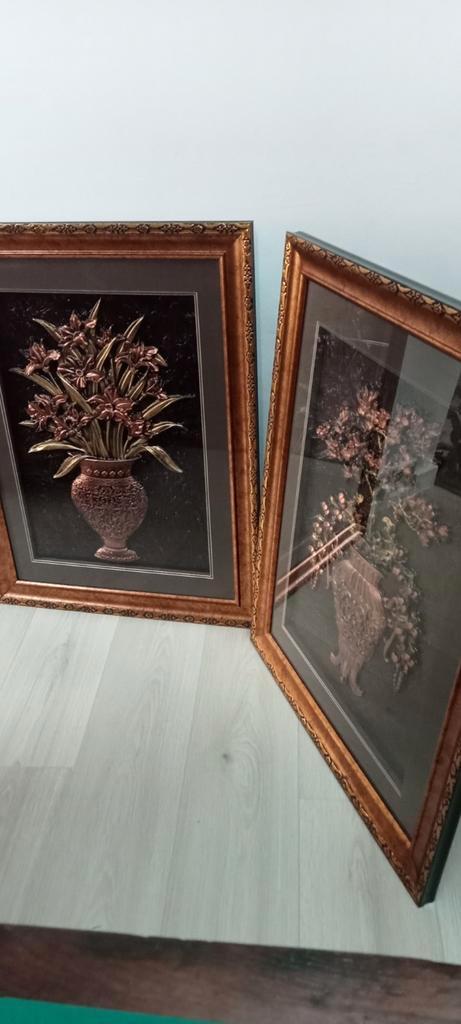 2 Bronzen Bloemen Schilderijen - Goudkleurig, Antiek en Kunst, Kunst | Overige Kunst, Ophalen of Verzenden