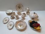 Servies saint amand franse, Antiek en Kunst, Ophalen of Verzenden